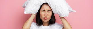 Acouphènes la nuit : Conseils et astuces pour mieux dormir avec des acouphènes - VivaSon